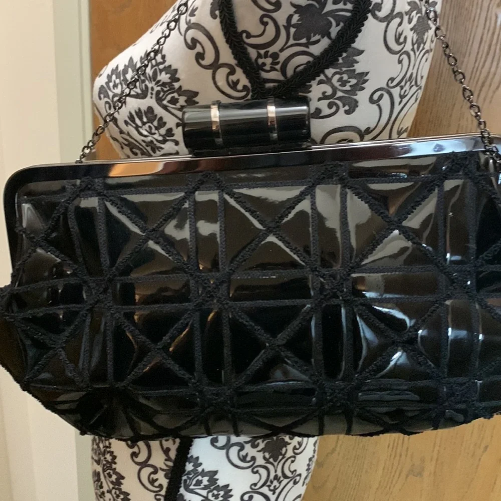 Big Buddha Shoulder Bag - Picture 2 of 5